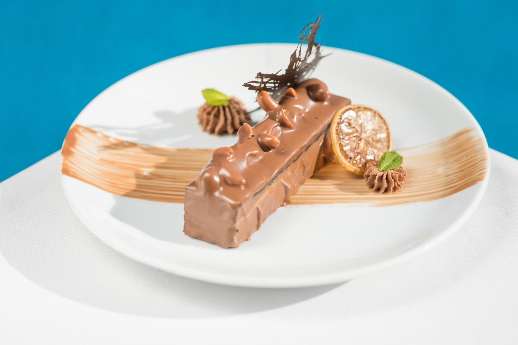 Grand Mogador Agdal & Spa Marakeş Dış mekan fotoğraf A chocolate dessert