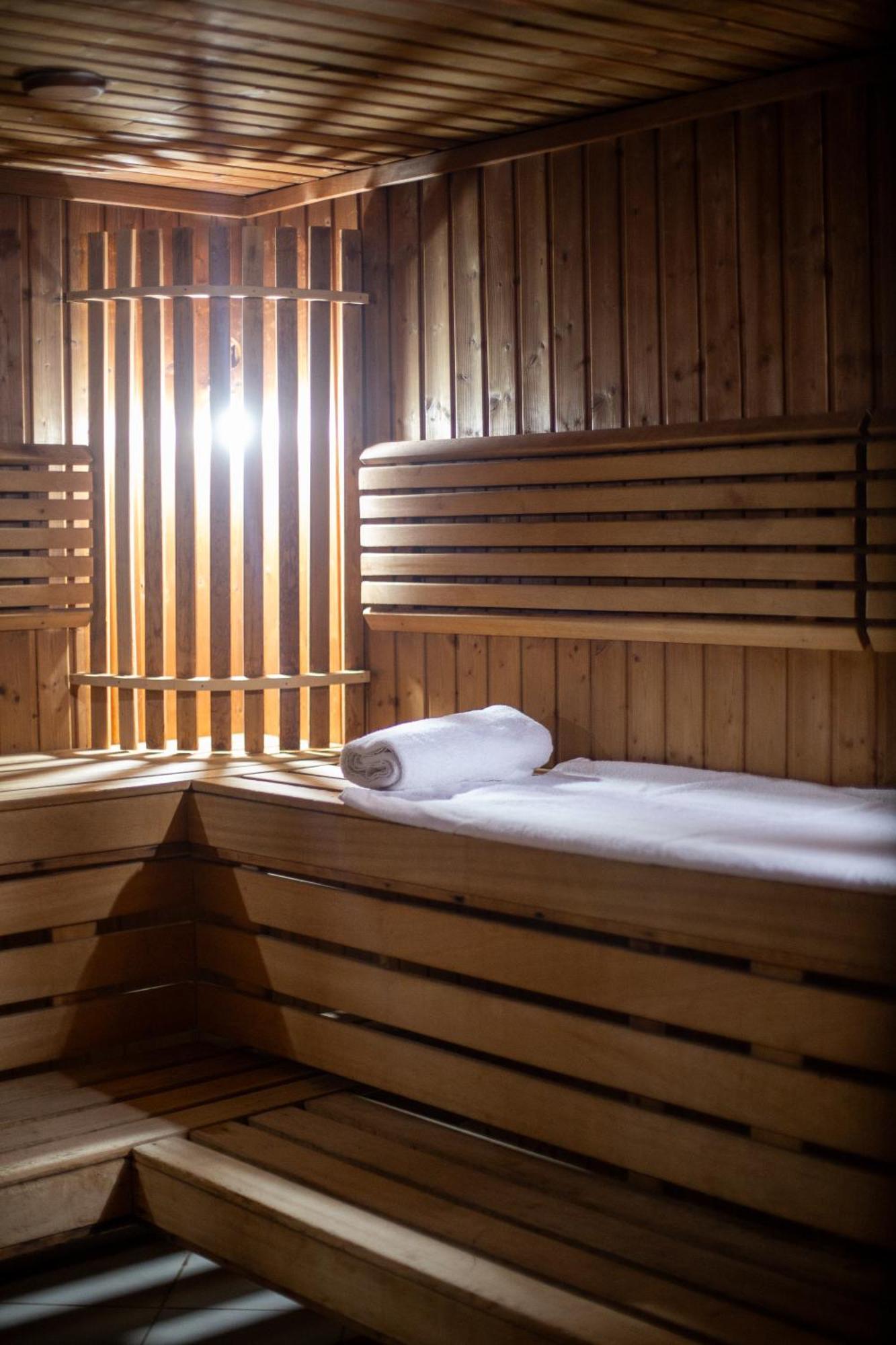 Grand Mogador Agdal & Spa Marakeş Dış mekan fotoğraf A sauna
